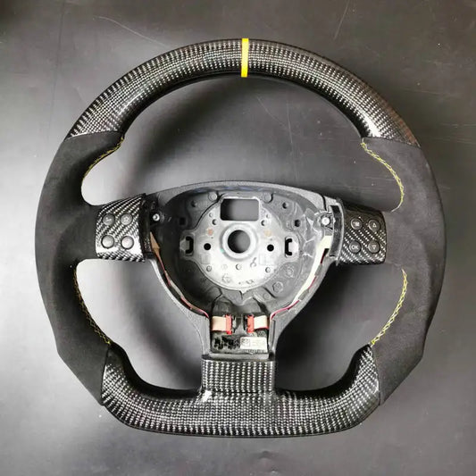 Lenkrad aus Carbonfaser und perforiertem Leder für VW Golf GTI MK5