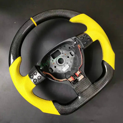 Lenkrad aus Carbonfaser und perforiertem Leder für VW Golf GTI MK5